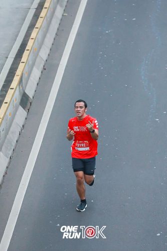 Race photo from ONE RUN 10K 2025