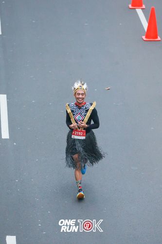 Race photo from ONE RUN 10K 2025