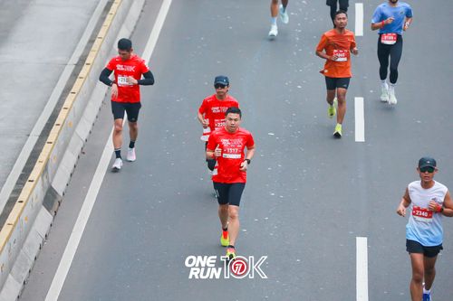 Race photo from ONE RUN 10K 2025