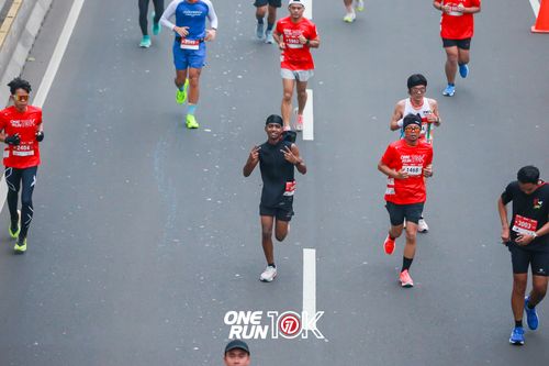 Race photo from ONE RUN 10K 2025