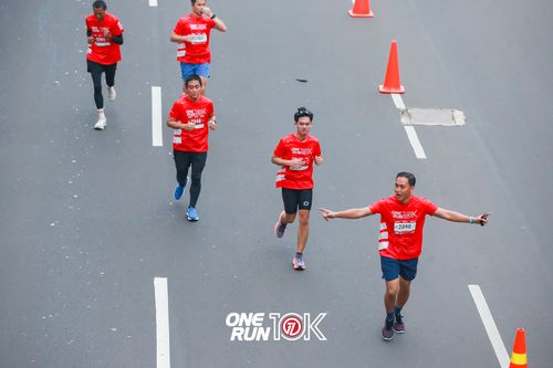 Race photo from ONE RUN 10K 2025