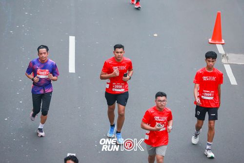 Race photo from ONE RUN 10K 2025