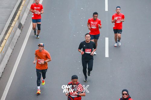 Race photo from ONE RUN 10K 2025