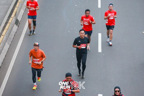Race photo from ONE RUN 10K 2025