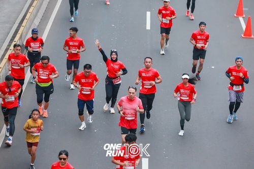 Race photo from ONE RUN 10K 2025