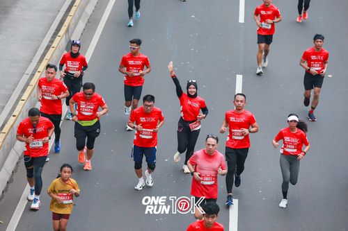 Race photo from ONE RUN 10K 2025
