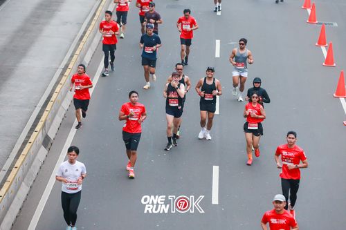 Race photo from ONE RUN 10K 2025