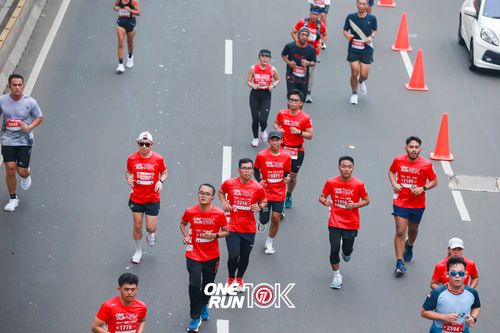 Race photo from ONE RUN 10K 2025