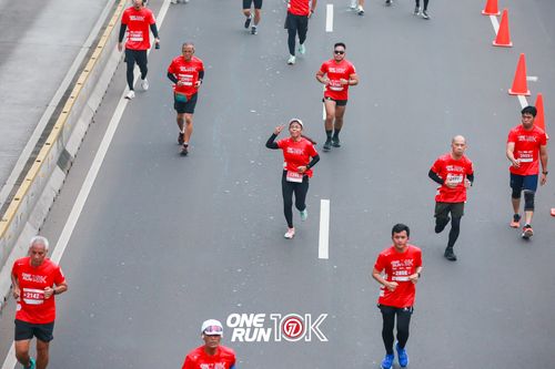 Race photo from ONE RUN 10K 2025