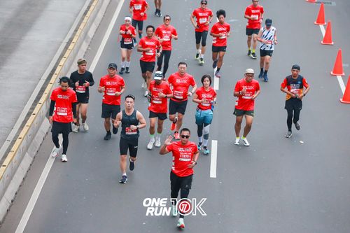 Race photo from ONE RUN 10K 2025