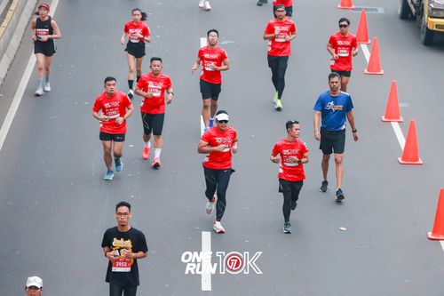 Race photo from ONE RUN 10K 2025