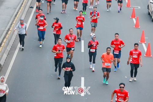 Race photo from ONE RUN 10K 2025