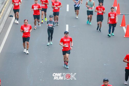 Race photo from ONE RUN 10K 2025