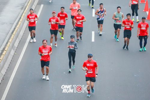 Race photo from ONE RUN 10K 2025