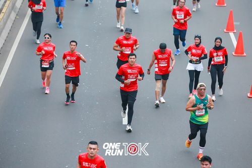 Race photo from ONE RUN 10K 2025