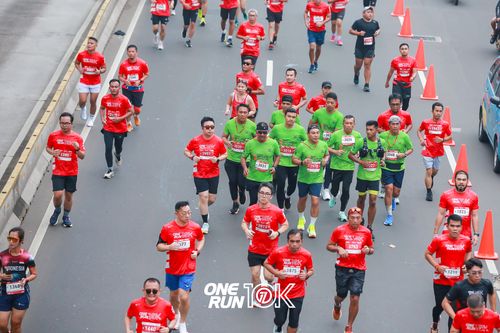 Race photo from ONE RUN 10K 2025