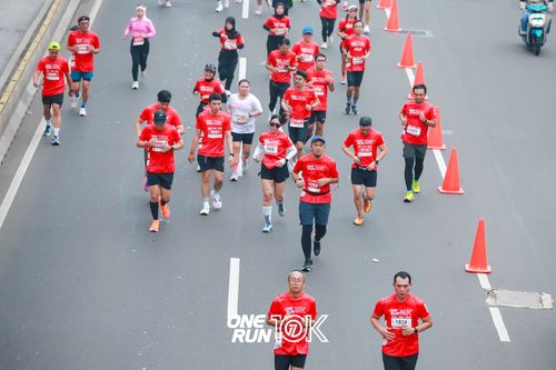 Race photo from ONE RUN 10K 2025