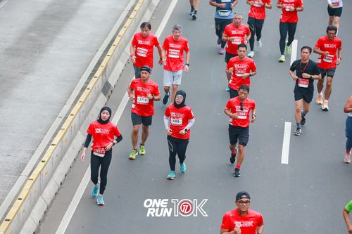 Race photo from ONE RUN 10K 2025