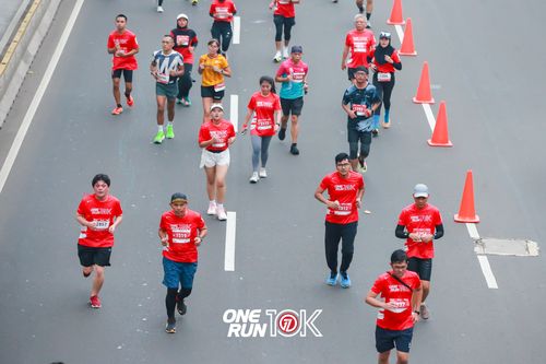Race photo from ONE RUN 10K 2025
