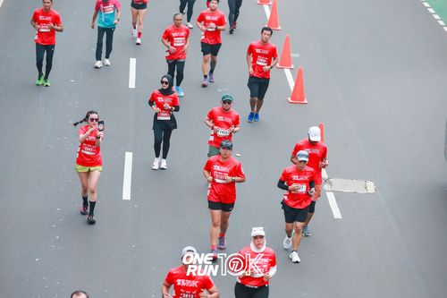 Race photo from ONE RUN 10K 2025