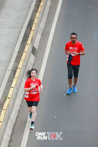 Race photo from ONE RUN 10K 2025