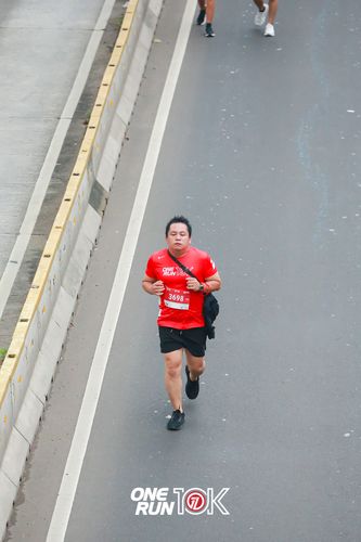 Race photo from ONE RUN 10K 2025