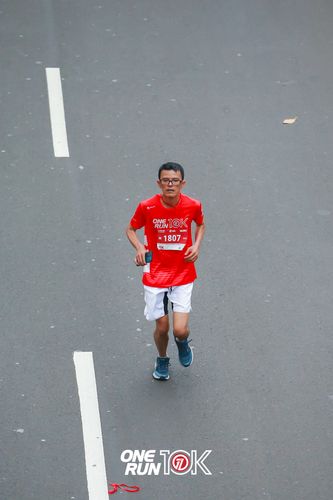 Race photo from ONE RUN 10K 2025