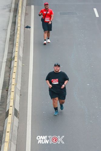 Race photo from ONE RUN 10K 2025
