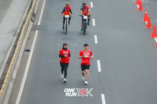 Race photo from ONE RUN 10K 2025