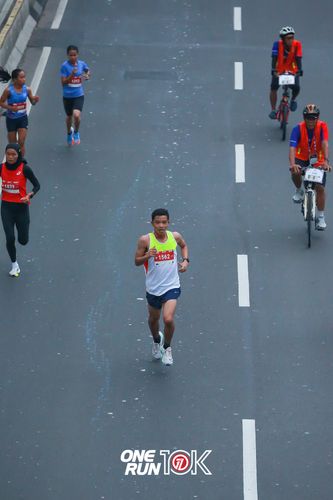 Race photo from ONE RUN 10K 2025