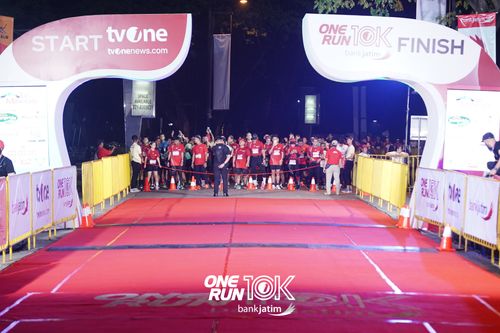 Race photo from ONE RUN 10 K