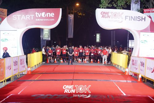Race photo from ONE RUN 10 K