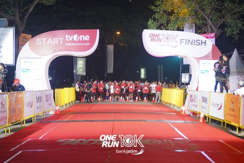 Race photo from ONE RUN 10 K