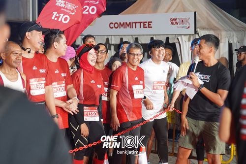 Race photo from ONE RUN 10 K