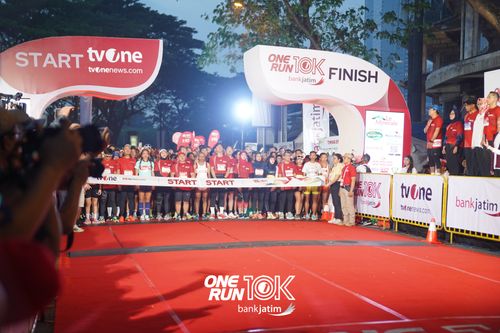 Race photo from ONE RUN 10 K