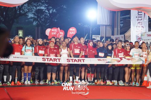 Race photo from ONE RUN 10 K