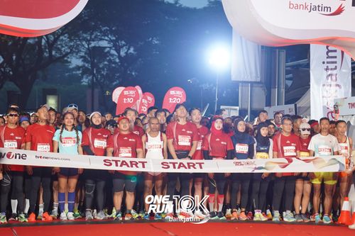 Race photo from ONE RUN 10 K
