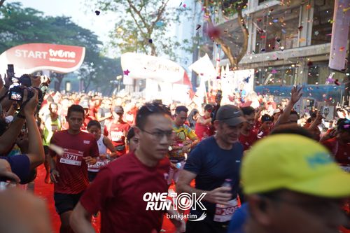 Race photo from ONE RUN 10 K