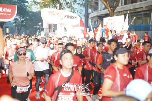 Race photo from ONE RUN 10 K