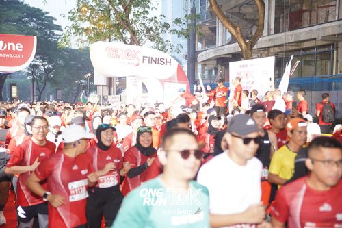 Race photo from ONE RUN 10 K