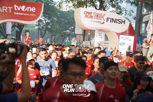 Race photo from ONE RUN 10 K