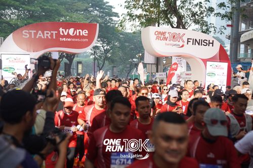 Race photo from ONE RUN 10 K