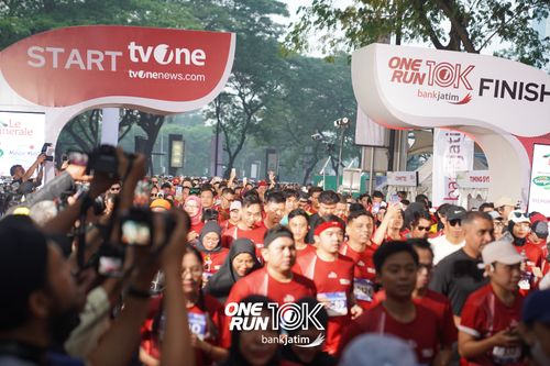 Race photo from ONE RUN 10 K