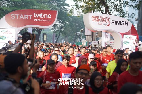 Race photo from ONE RUN 10 K