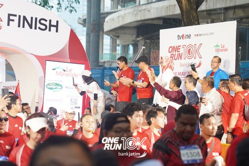 Race photo from ONE RUN 10 K