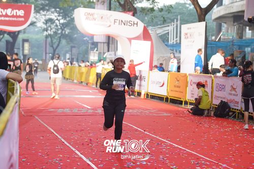 Race photo from ONE RUN 10 K