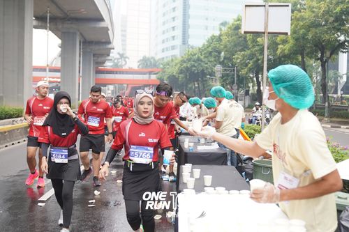 Race photo from ONE RUN 10 K