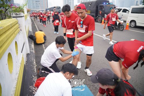 Race photo from ONE RUN 10 K