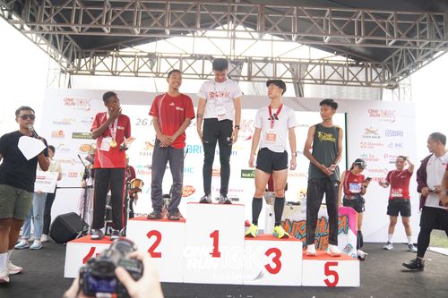 Race photo from ONE RUN 10 K