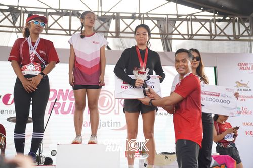 Race photo from ONE RUN 10 K